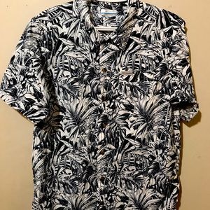 Columbia Medium Button Up